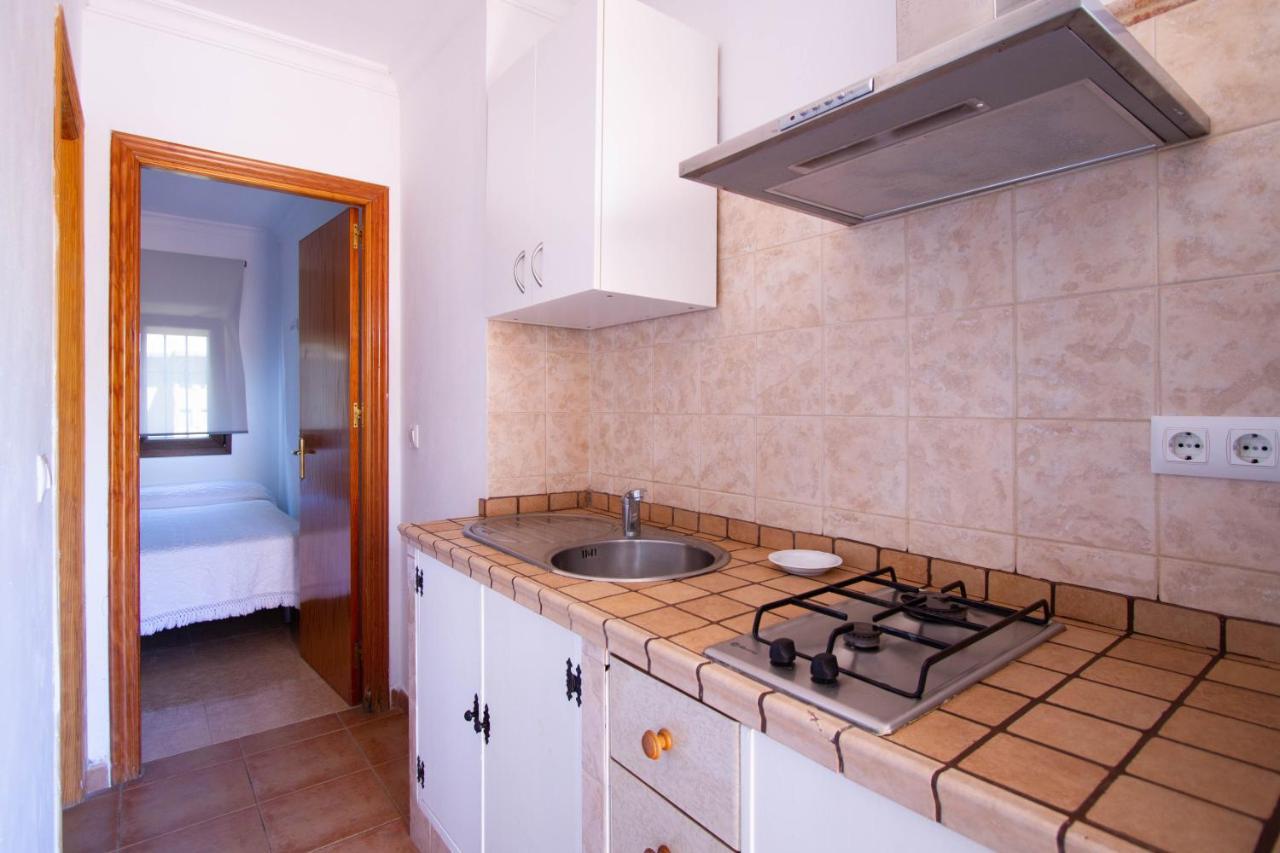 Apartamentos Turisticos Trajano Bolonia Zewnętrze zdjęcie