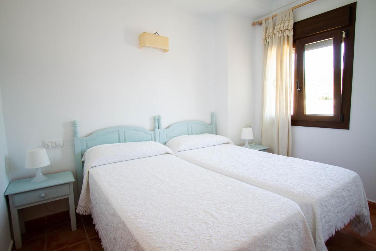 Apartamentos Turisticos Trajano Bolonia Zewnętrze zdjęcie