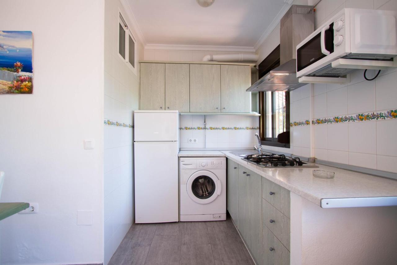 Apartamentos Turisticos Trajano Bolonia Zewnętrze zdjęcie
