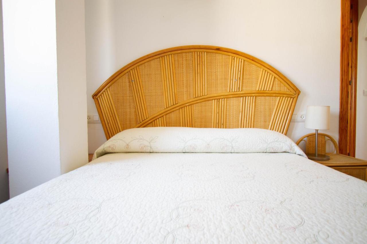 Apartamentos Turisticos Trajano Bolonia Zewnętrze zdjęcie