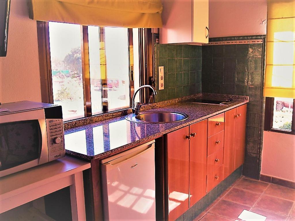 Apartamentos Turisticos Trajano Bolonia Zewnętrze zdjęcie