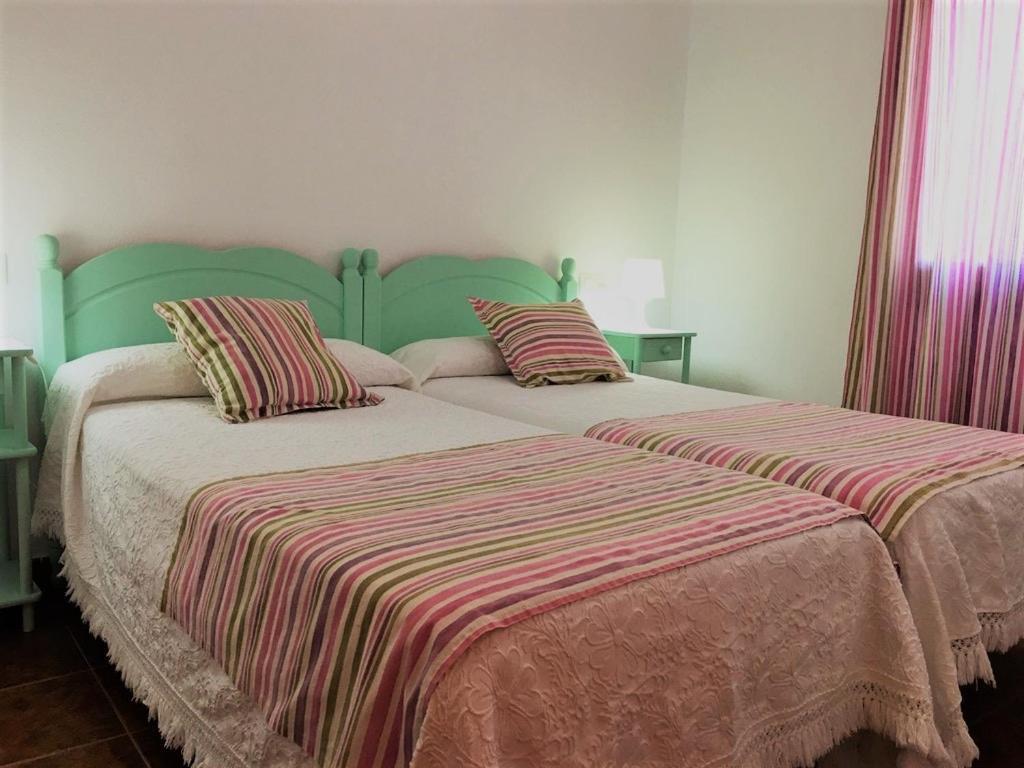 Apartamentos Turisticos Trajano Bolonia Zewnętrze zdjęcie